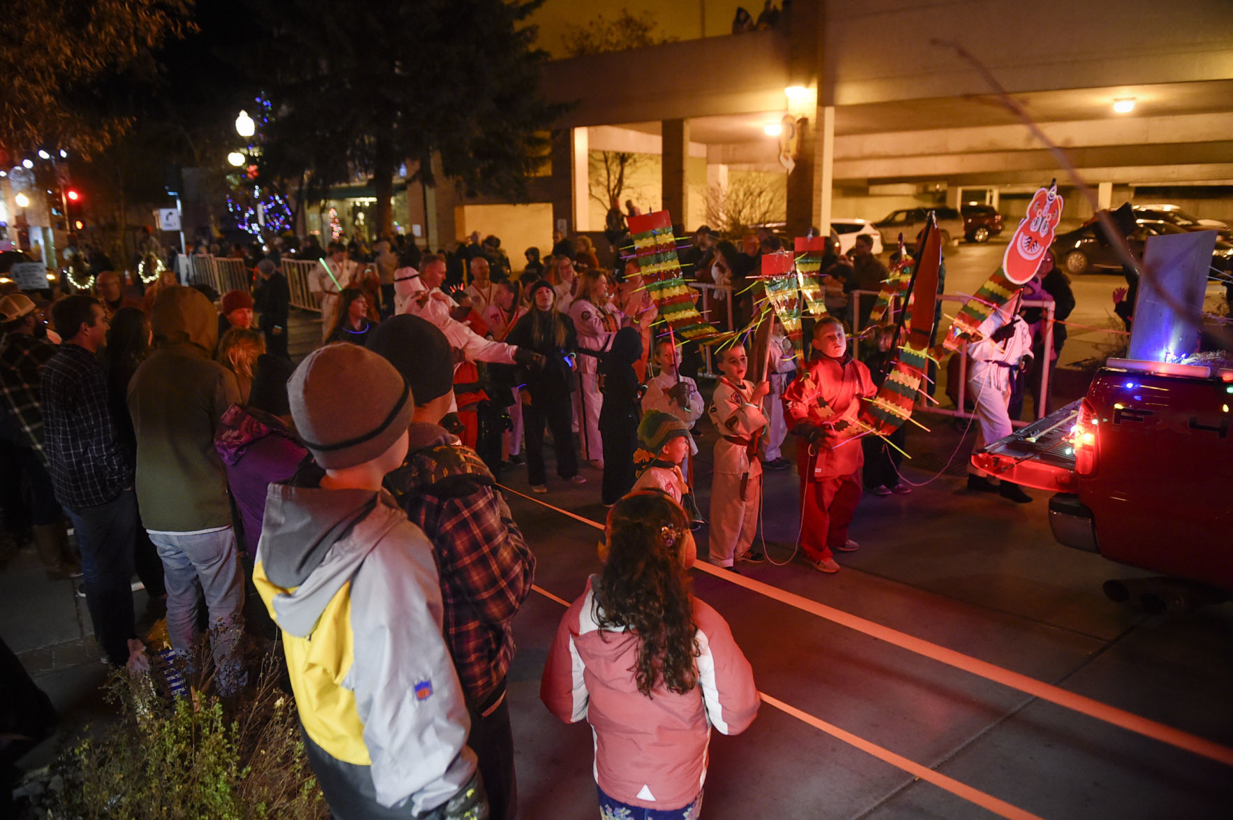Hundreds of people line the Walking Mall in 2016